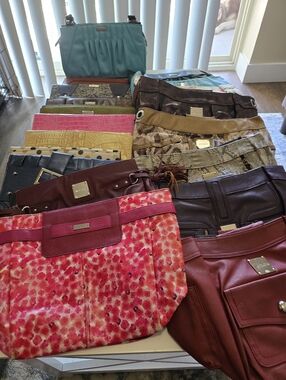 Miche Bag Lot Base + Shells w/ Holder Interchangeable Handbag Bundle